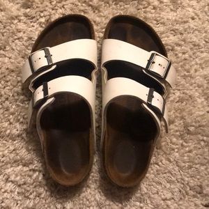 Birkenstock- Arizona’s White